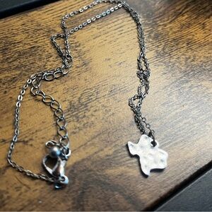 Texas necklace